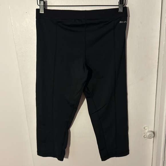 Nike pro cropped legging “ROCKSTAR” - Picture 4 of 4